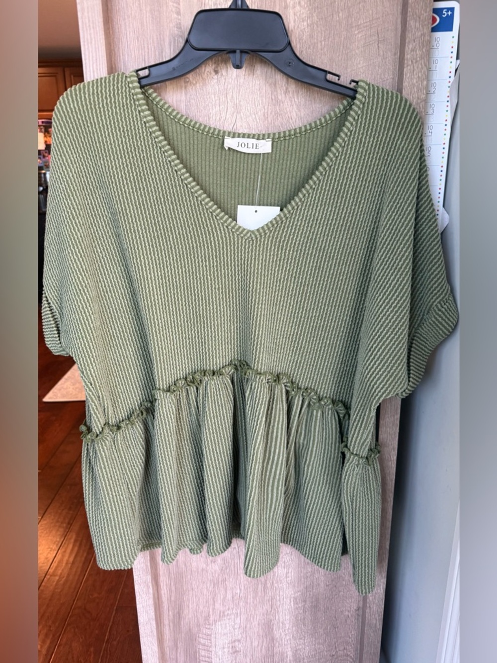 Jolie Olive Green V-Neck Ribbed Peplum Tunic, NWT